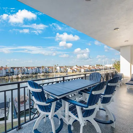 #409 The Harbor Condos